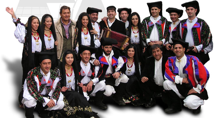 gruppo folk su gologone